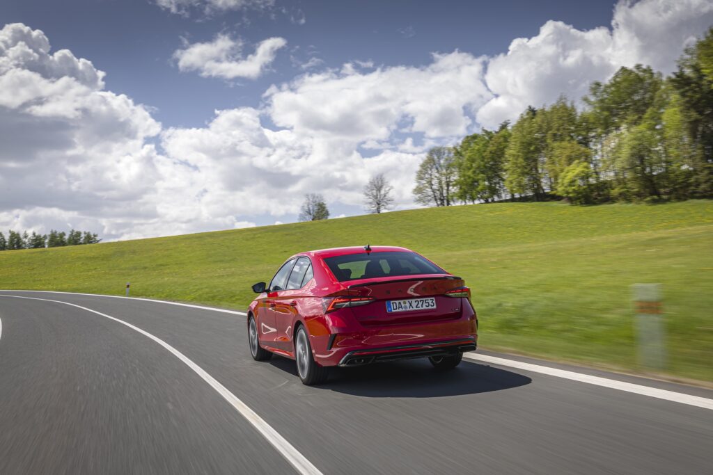 Skoda Octavia RS 2025 – Design, Features & Performance Review